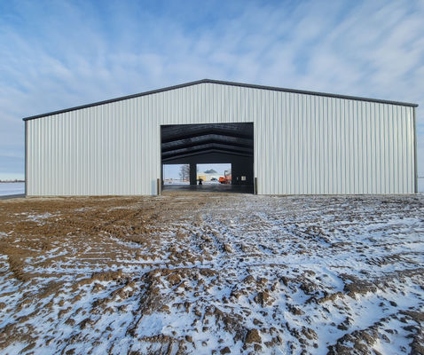 ASTM Standard Steel Structure Warehouse With Painting Or Galvanized Treatment