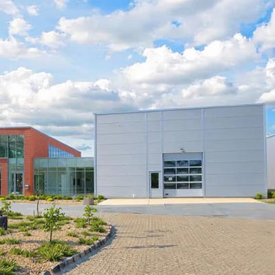 Sandwich Panel Wall Prefab Steel Warehouse Long Span Grid Structure Quick Assembled