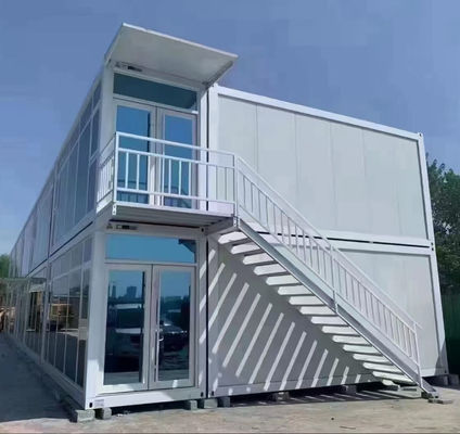 Steel Door Prefabricated Container House 20ft 40ft Modular Steel Container Homes